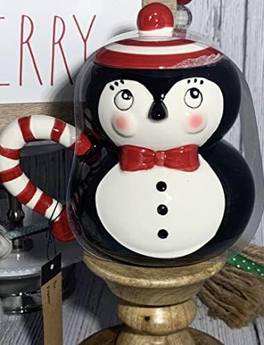 Коледна чаша с пингвин Sean Parker Carnival Cottage, Черна, Червена, Бяла, 5,75 инча Вх4,5 инча W