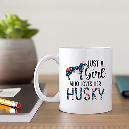 Просто Момиче, което обича кучето Си Хъски Чаши за Кафе За жени - Забавна Чаша За любителите на Хъски, За любителите на Хъски, За майка